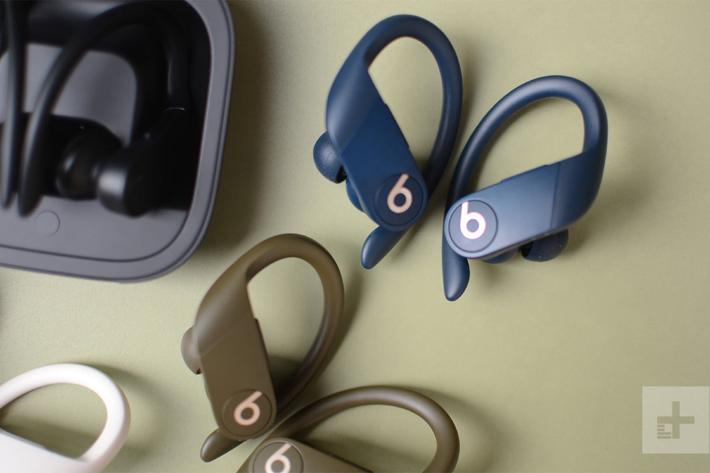 Powerbeats Pro vs Galaxy Buds 