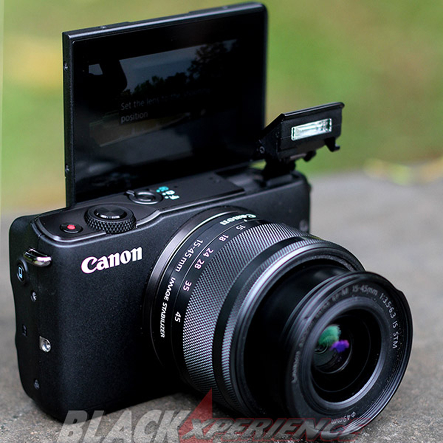 kamera mirrorless untuk vlog dan fotografi