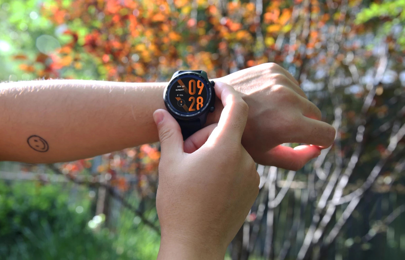 TicWatch Pro 3 Ultra GPS: Smartwatch Terbaru Kolaborasi Polar x Mobvoi -  blackxperience.com