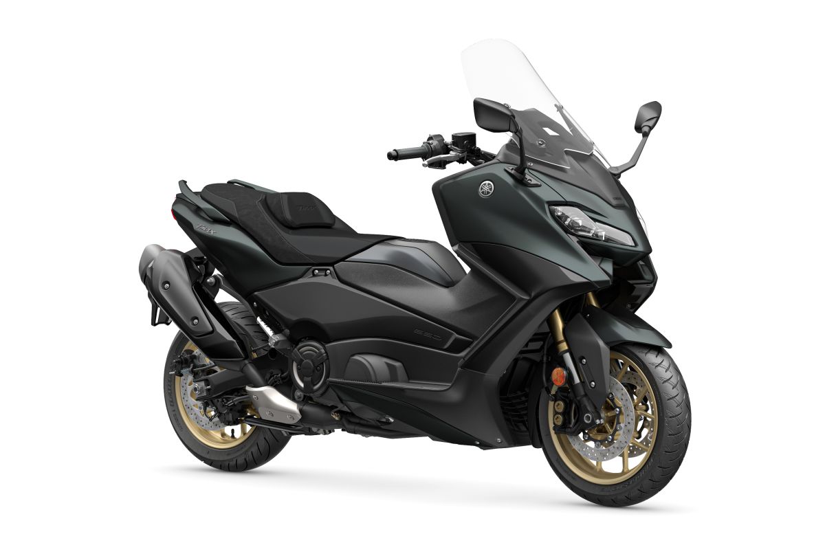 Yamaha Kembangkan Sistem Penggerak Hybrid Dengan TMax - blackxperience.com