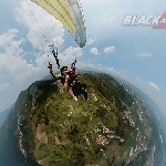Uji Adrenalin Sambil Nikmati Panorama di Gunung Kasur