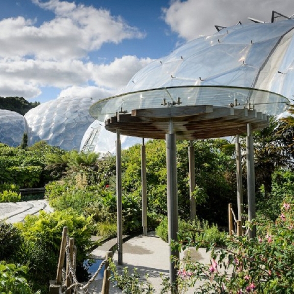 Eden Project, Taman Botani dengan Kubah Geodesi Terbesar di Dunia