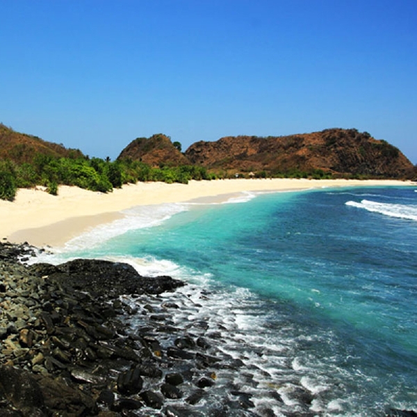 Pantai Semeti, Salah Satu Keindahan yang Dimiliki Pulau Lombok