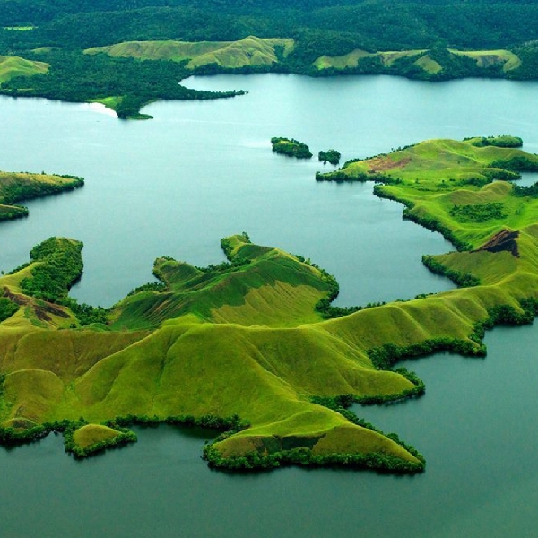 Keindahan 22 Pulau di Danau Sentani