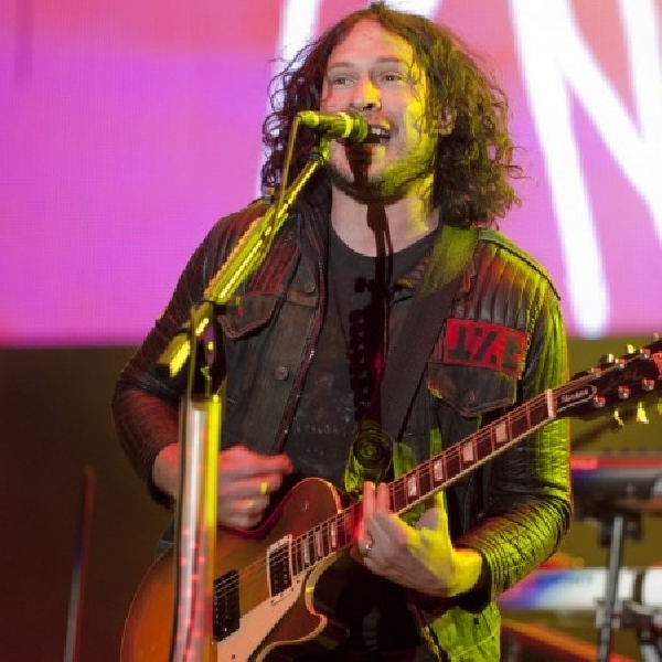 Ray Toro Segera Rilis Debut Album Solo Terbarunya