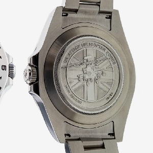 Melihat Ukiran-Ukiran Unik yang Terdapat di Caseback Rolex -  blackxperience.com