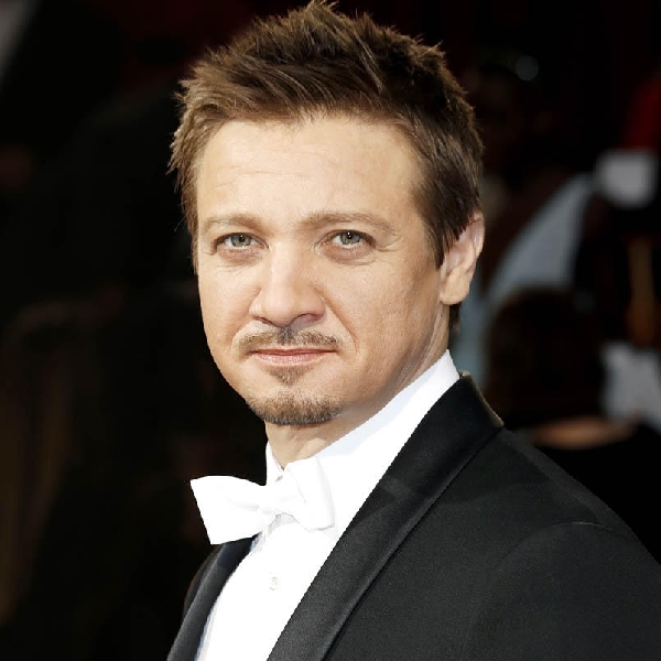 Jeremy Renner Tak Yakin Bisa Main Lagi di Mission: Impossible 6