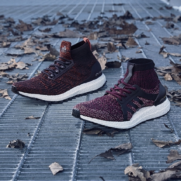 Sanggup Bertahan Disegala Cuaca, Adidas Luncurkan UltraBOOST All Terrain