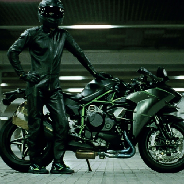 Kawasaki x Adidas Luncurkan Sneakers Yang Terinspirasi Motor Kawasaki Ninja