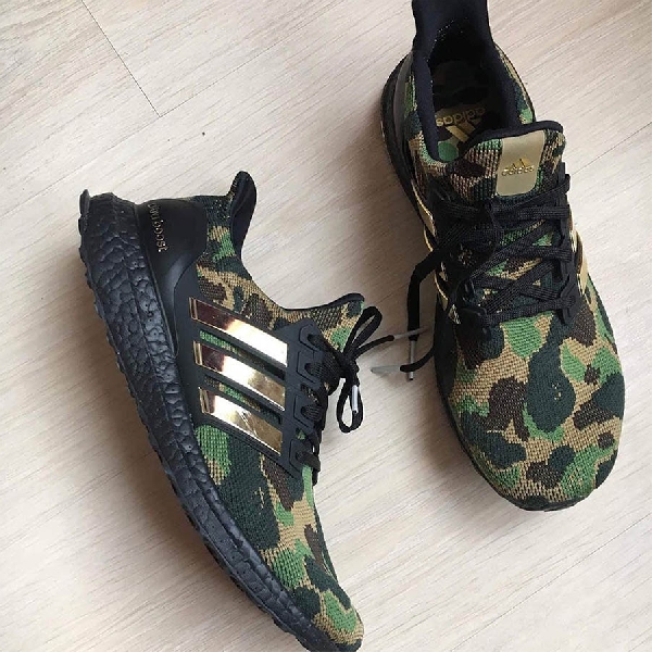 Kolaborasi Adidas x BAPE Berlanjut di Adidas Ultra BOOST