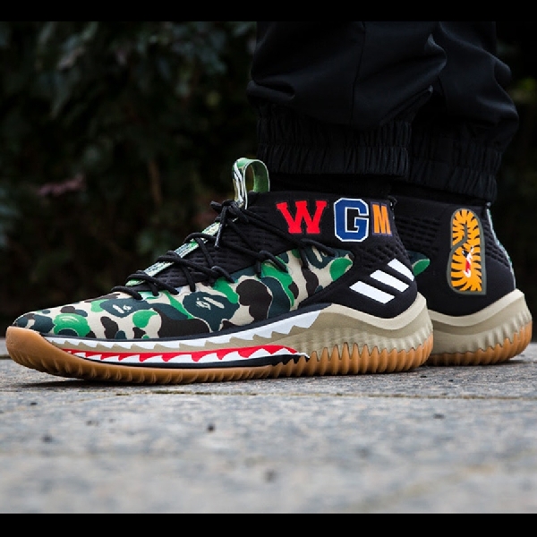 Lebih Dekat dengan Sneakers BAPE x adidas Dame 4 “Green Camo”