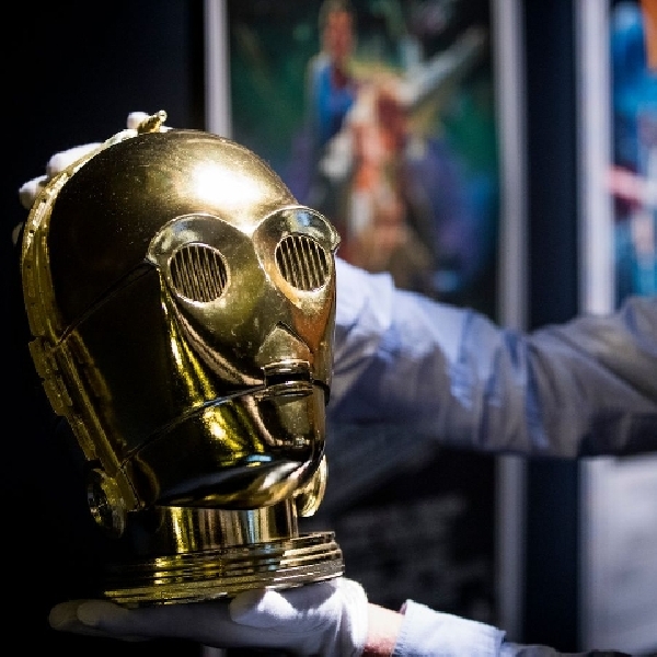 Helm C-3PO dari Film Star Wars di Lelang, Harganya Capai 1 Juta Euro
