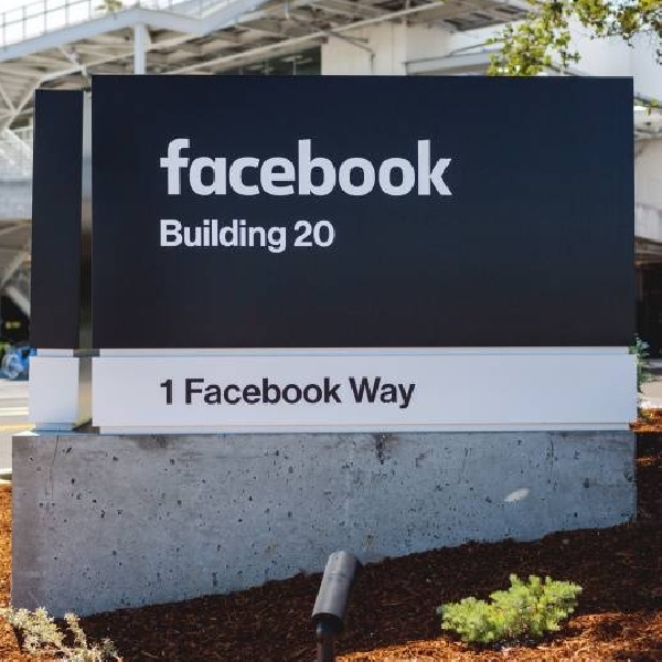 Facebook dan Instagram Berencana Membuat dan Menjual NFT