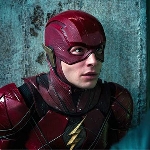 Ezra Miller Janjikan Film Solo The Flash Tetap Digarap