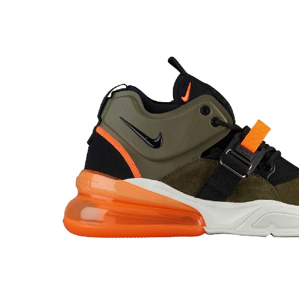 Nike Perkenalkan Sneakers yang Terinspirasi dari Flight Jacket