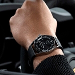 Porsche Design Umumkan Jam Tangan Sport Chrono Subsecond yang Lebih Kecil