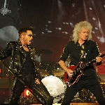 Queen dan Adam Lambert Siap Gebrak Panggung di Tur Musim Panas 2017