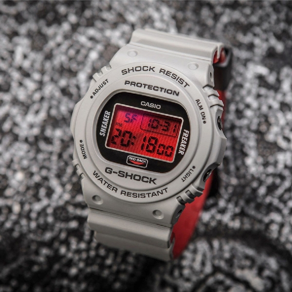 Casio dan Sneaker Freaker Ramaikan Halloween dengan G-Shock Redback