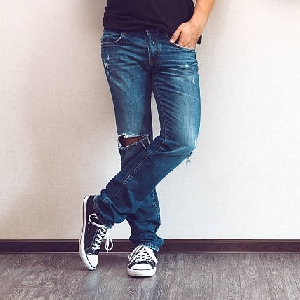 8 Jenis Jeans Pria Agar Tidak Salah Pilih - blackxperience.com