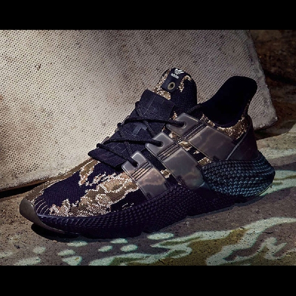 Mengintip Sneakers Kolaborasi UNDEFEATED dan Adidas