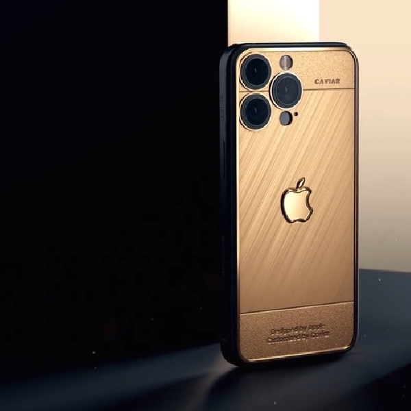 Inilah iPhone 15 Berbalut Emas, Harganya “Wow” Banget