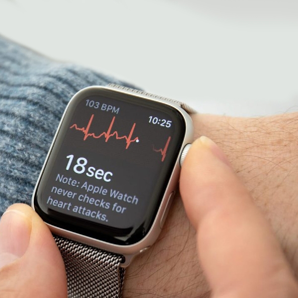 Apple Watch Mampu Prediksi COVID-19 Seminggu Sebelum Swab Test