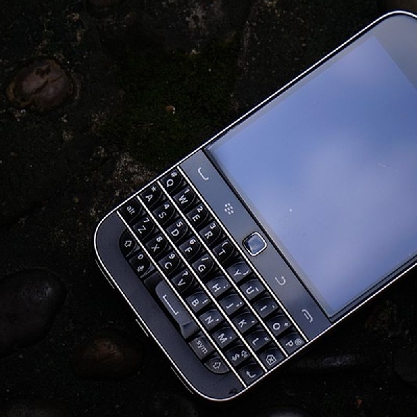 Ponsel Blackberry Ini Dihidupkan Lagi Dengan Sentuhan Android, Seperti Apa?