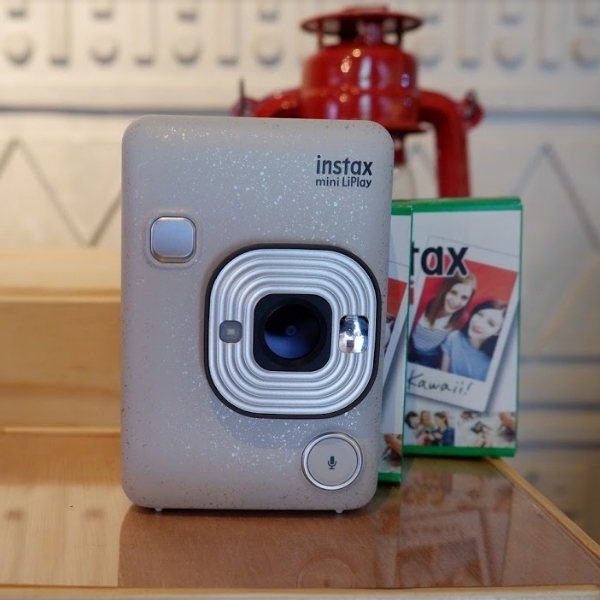 Fujifilm Hadirkan Serangkaian Fitur Anyar di instax Mini LiPlay