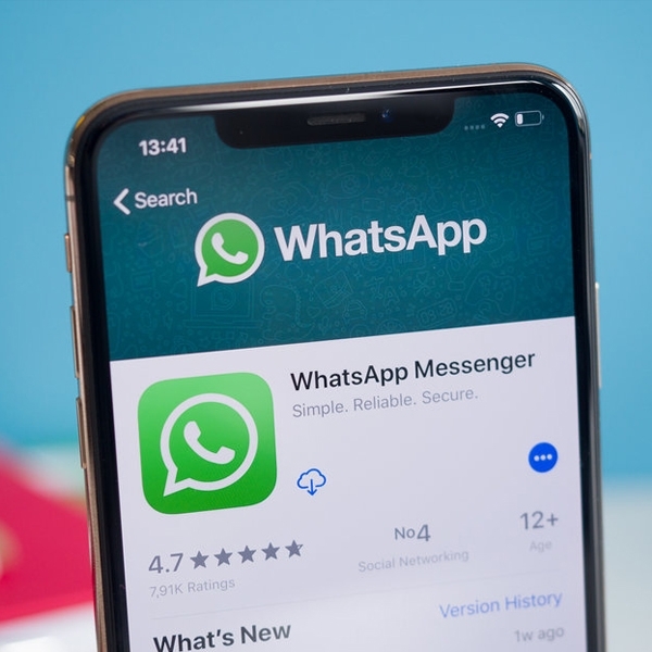 Aplikasi WhatsApp Pastikan Bakal Direcoki Iklan Pada 2020