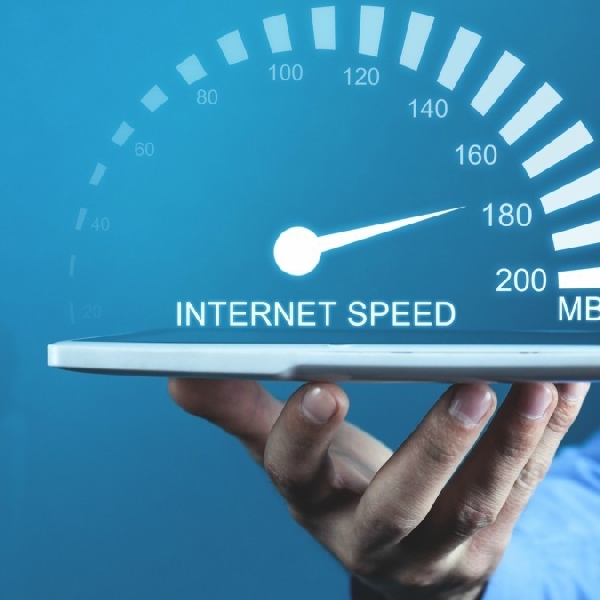 Jepang Memecahkan Rekor Internet Tercepat dengan Kecepatan 319 TB/S