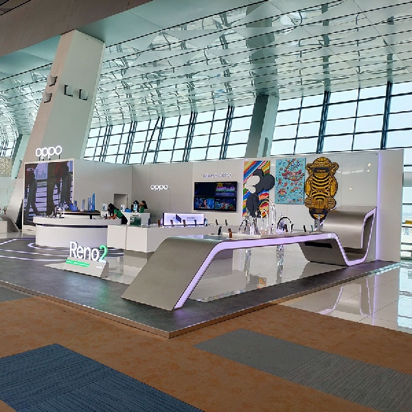 OPPO Buka Store di Terminal 3 Bandara  Internasional Soekarno Hatta