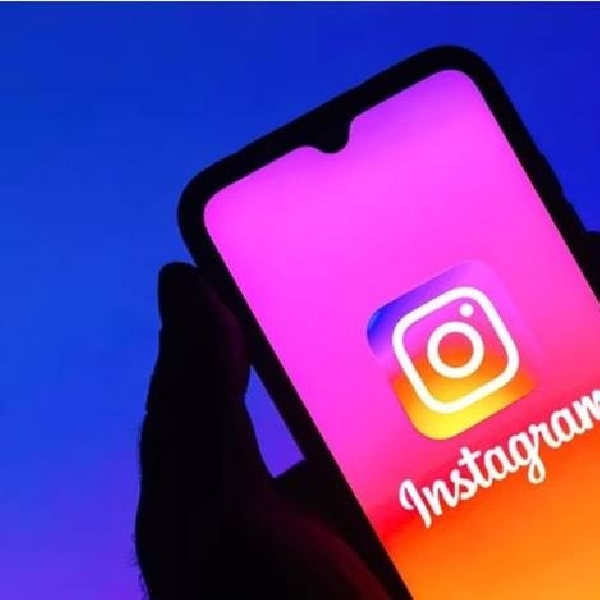Instagram Hadirkan Fitur Komentar Dengan GIF Sebagai Standar