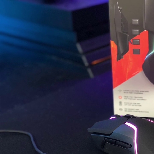 Mouse Gaming SteelSeries Terbaru Cuma Butuh Waktu 15 Menit Untuk Mengisi Daya