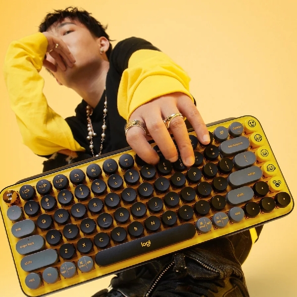 Logitech Pop Keys: Keyboard untuk Kalian yang Bosan dengan Warna yang Itu Itu Saja