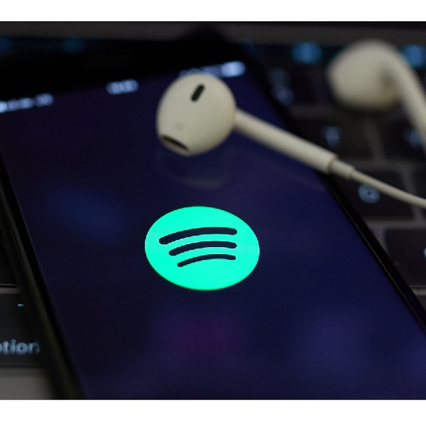 Spotify Capai 100 Juta Pengguna Berbayar