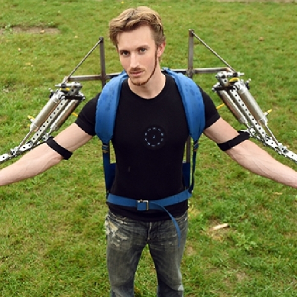 Teknologi Exoskeleton Mirip Iron Man Sedang Dikembangkan