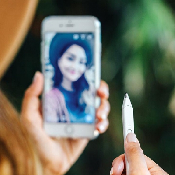 Stylus Bluetooth Ini Asyik Buat Corat-Coret Dan Motret