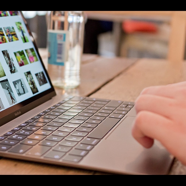 Apple Bakal Usir keyboard Fisik Dari keluarga MacBook
