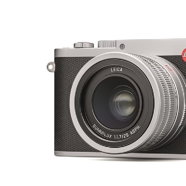 Leica Q Silver, Gaya Klasik Dengan Sensor Full Frame 24 Megapiksel