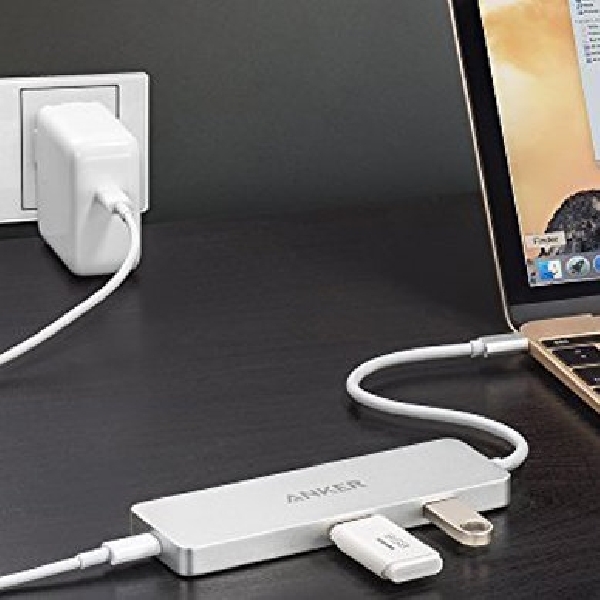 Anker Perkenalkan Charger USB-C Yang Ringan Dan Ramping