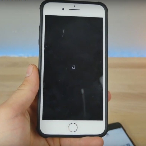 Video 3 Detik Ini Bikin iPhone dan iPad Crash