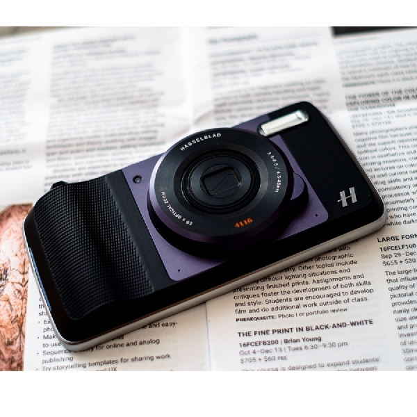 Modul Kamera Hasselblad Ini Dongkrak Jepretan Moto Z Series