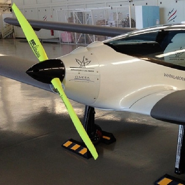 Eraole, Pesawat Hibrida yang Mampu Terbang Tanpa BBM