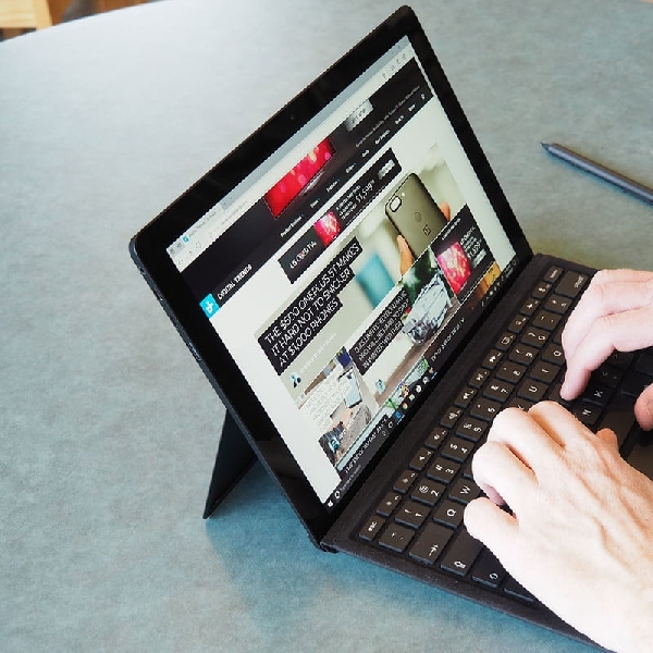 Eve Technology, Menjual Tablet dengan Spec PC Apapun yang Anda Mau