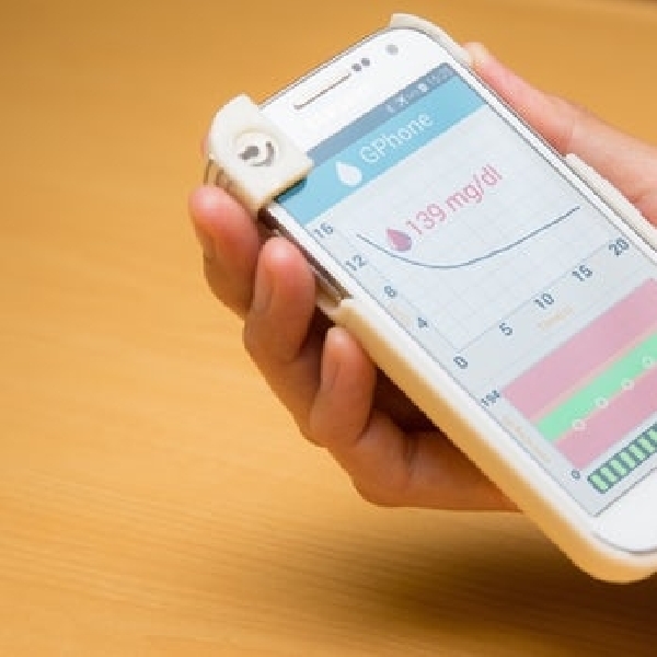 GPhone Smartphone Case Pendeteksi Glukosa Darah 