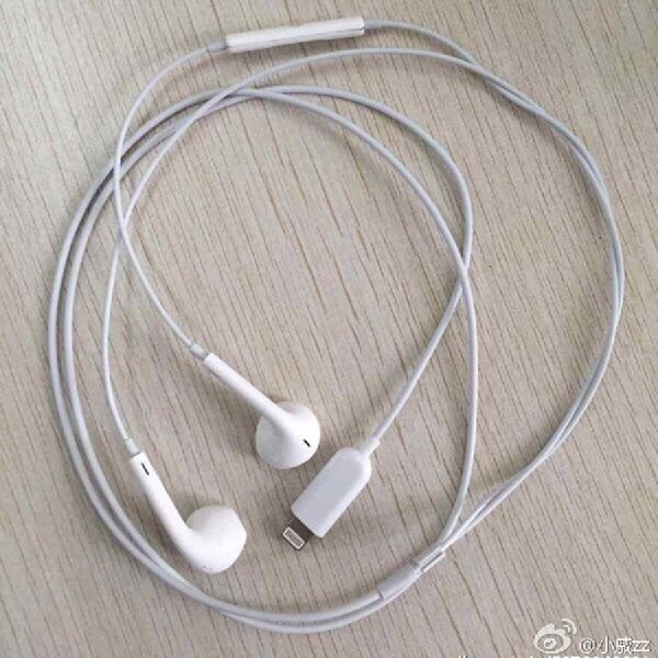 Ini Bocoran Foto Earbuds iPhone 7