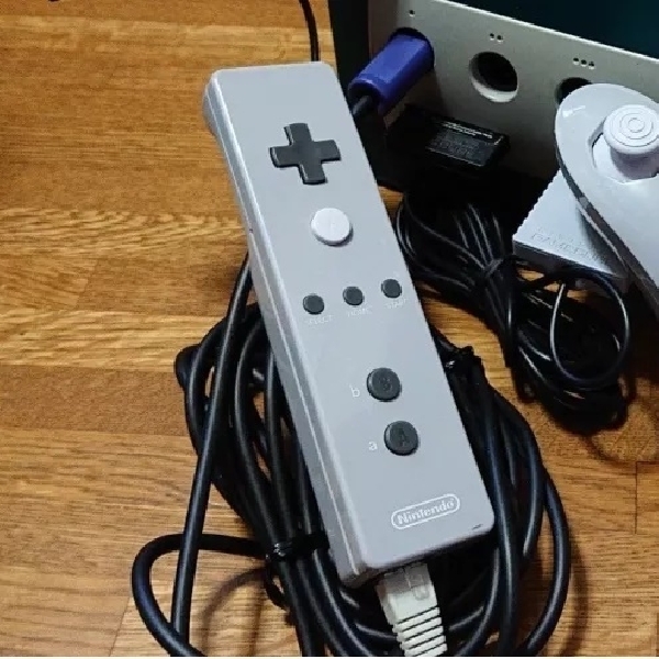 Prototype Wiimote Untuk GameCube Mendarat Di Pasar Lelang di Jepang