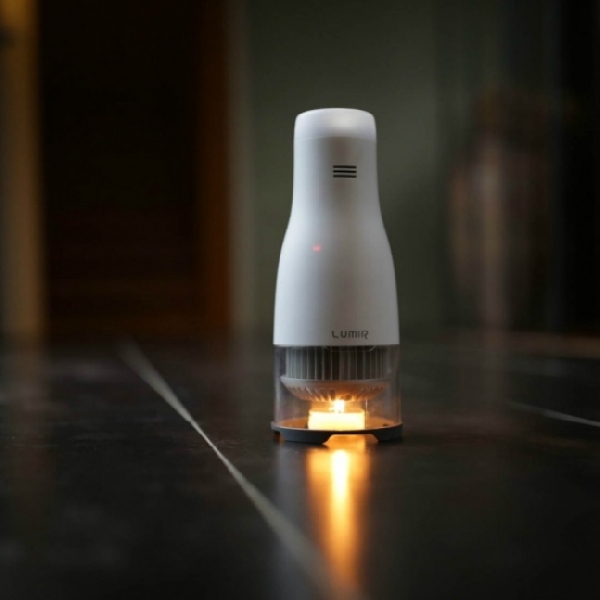 Lumir C, Lampu LED Bertenaga Lilin