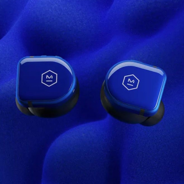 Master and Dynamic MW08 True Wireless Earbuds Meluncur