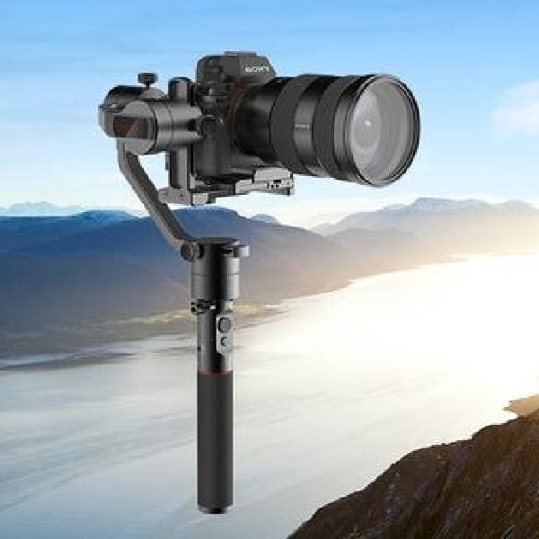 Moza AirCross, Smart Gimbal untuk Mirrorless 